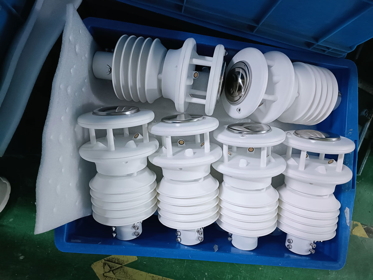 Ультразвуковая метеостанция 7 в 1 sensor.jpg