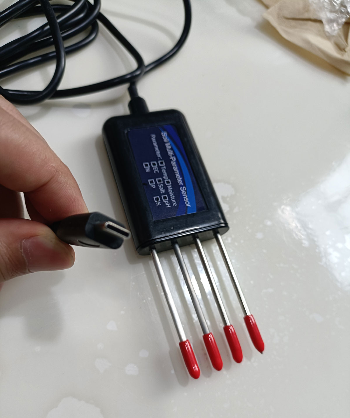 7-в-1 датчик почвы портативный USB-C.jpg