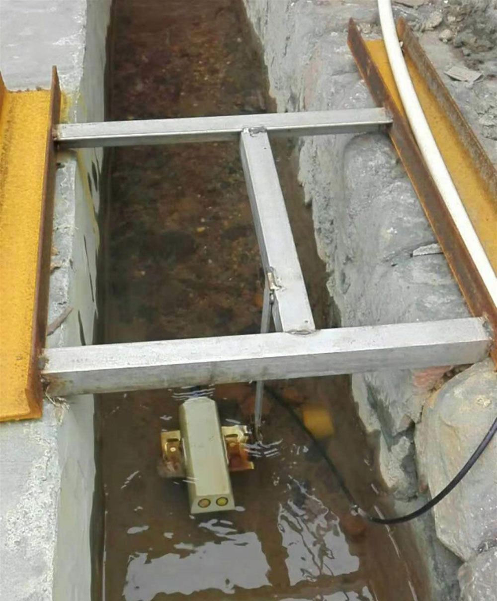 Доплеровский расходомер скорости.jpg